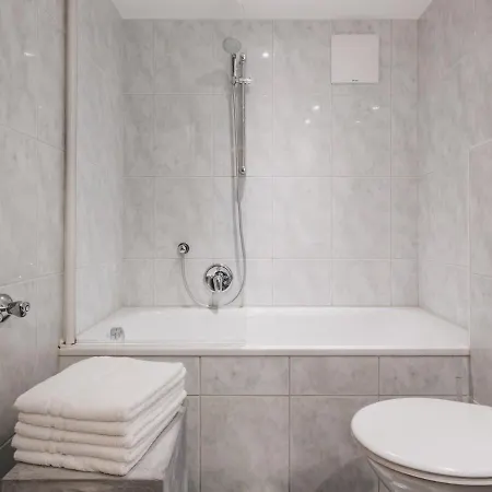 ホテル Pass Thurn