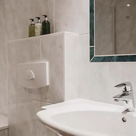 ホテル Pass Thurn