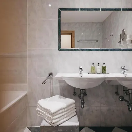 Pass Thurn ミッタージル