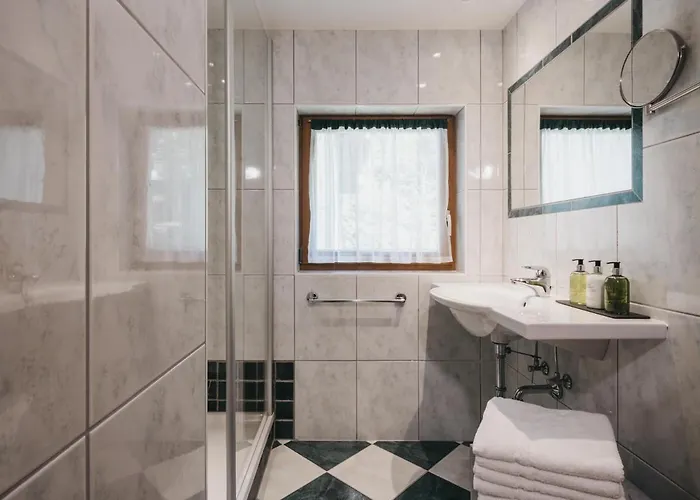 ホテル Pass Thurn